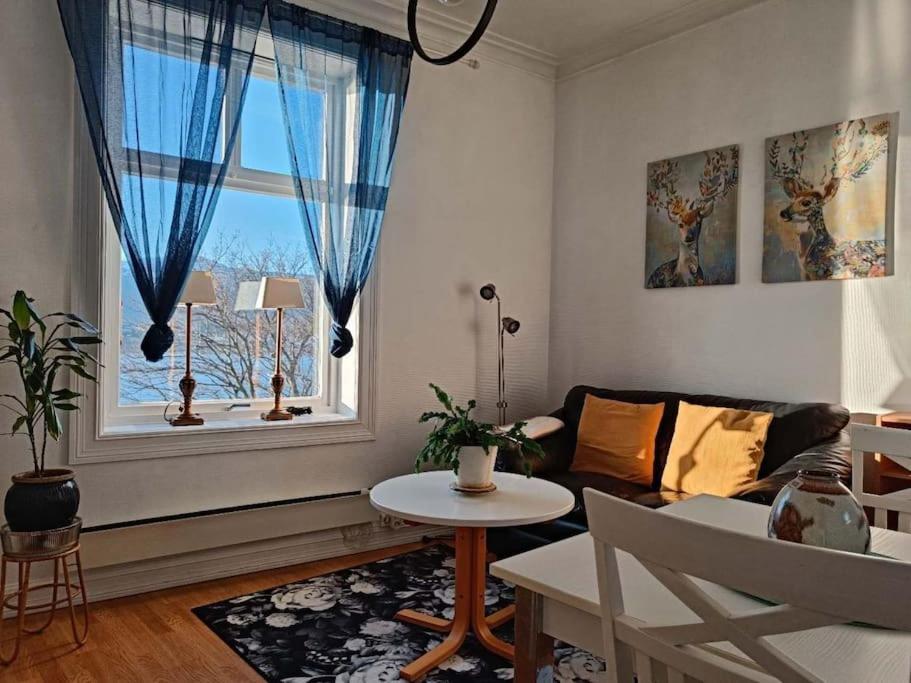 Ocean View, Central, Rustic Ålesund Buitenkant foto